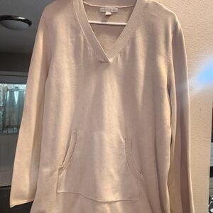 Barefoot Dreams Women's Cream V-Neck Top